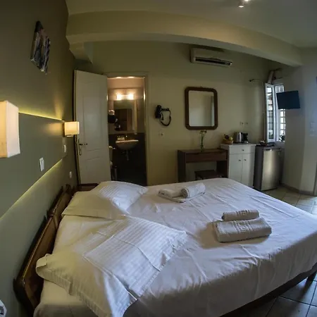 Filoxenia Pensionat 3*