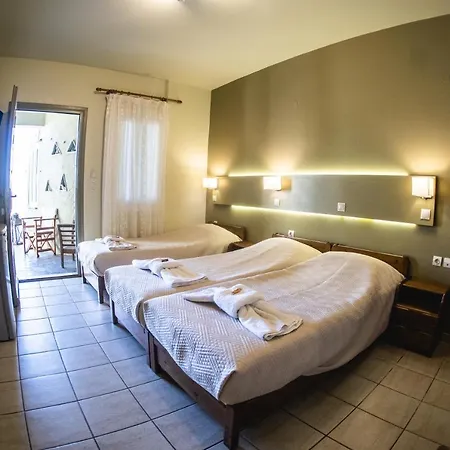 Filoxenia 3* Tinos