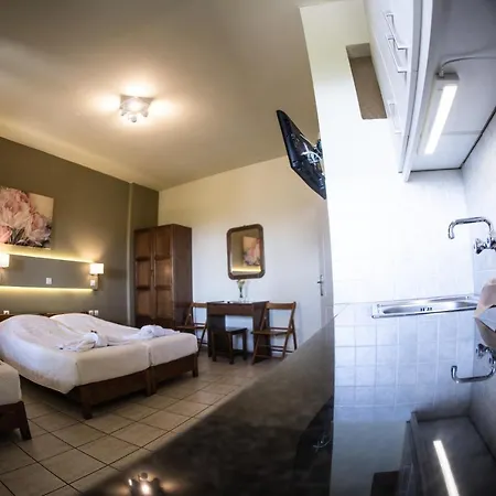 Filoxenia Guest house 3*